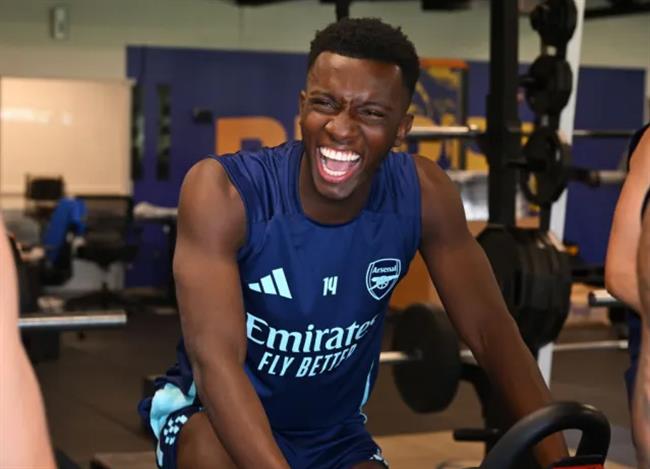 Eddie Nketiah dat duoc thoa thuan ca nhan voi Marseille