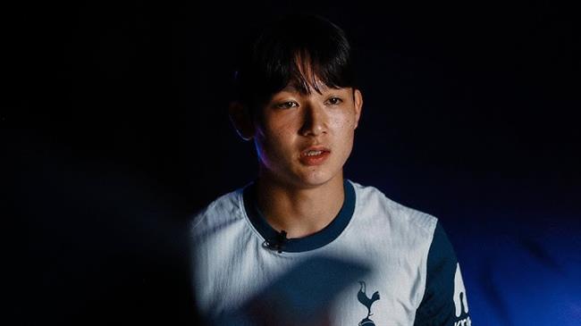 Tottenham vua hoan tat viec chieu mo Yang Min-hyuk tu Gangwon