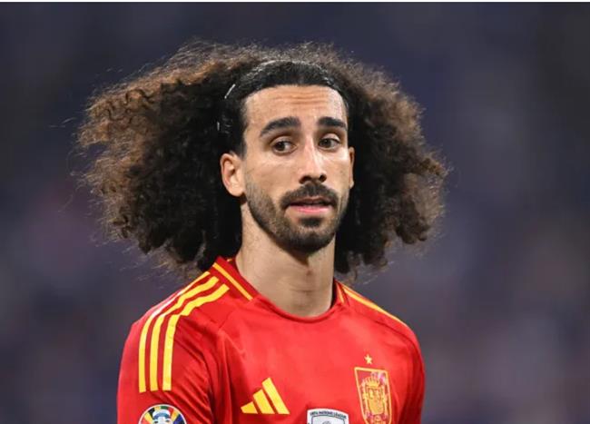 Marc Cucurella dap tra nhan dinh cua Gary Neville 