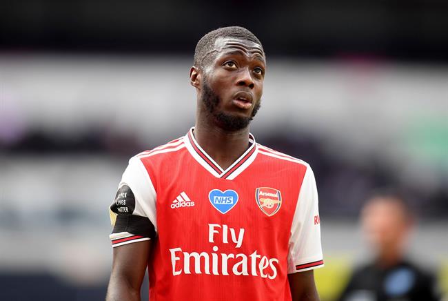 Newcastle san sang giai cuu Nicolas Pepe