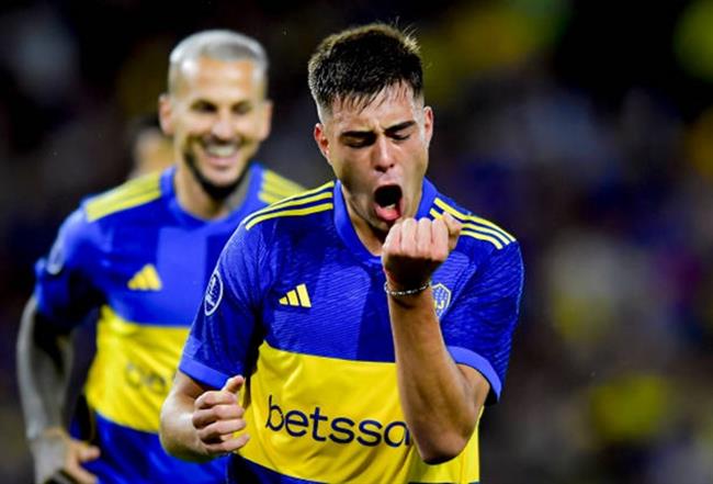 Chelsea sap co Aaron Anselmino tu Boca Junior