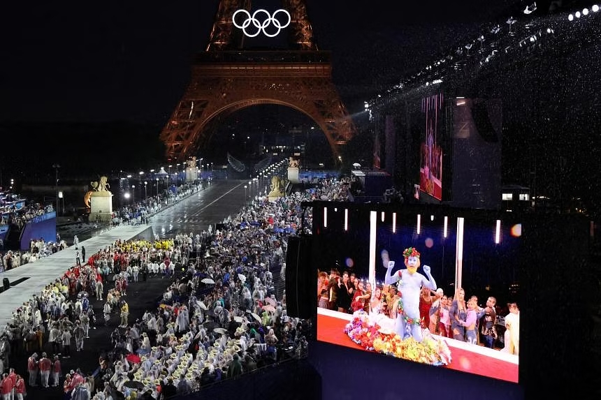 Le khai mac Olympic Paris 2024 gay tranh cai