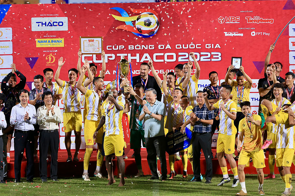 CLB dong a Thanh Hoa doat Sieu cup Quoc gia 2023